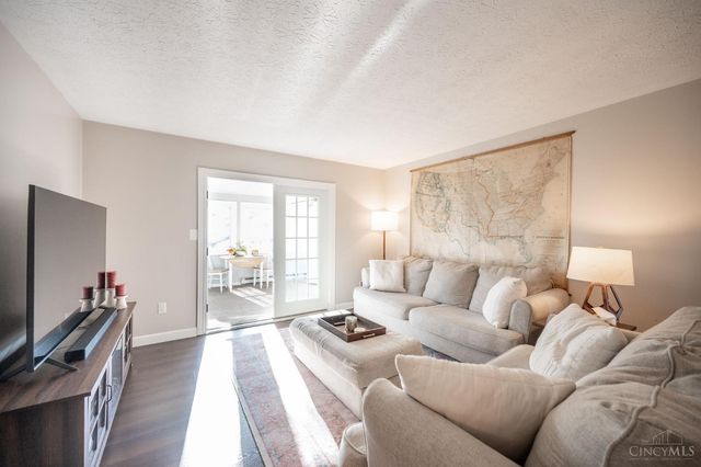 904 Katherine Avenue, Lebanon, OH 45036