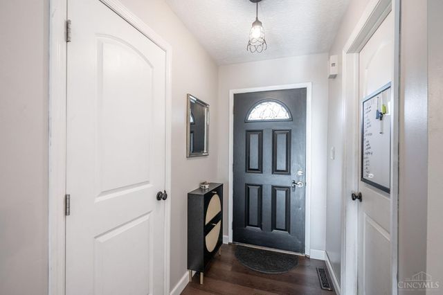 904 Katherine Avenue, Lebanon, OH 45036