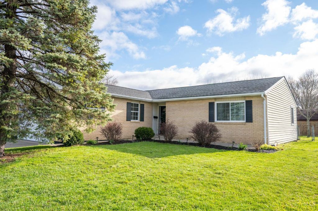 904 Katherine Avenue, Lebanon, OH 45036