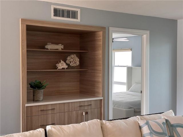 300 Park Shore DR 1B, Naples, FL 34103