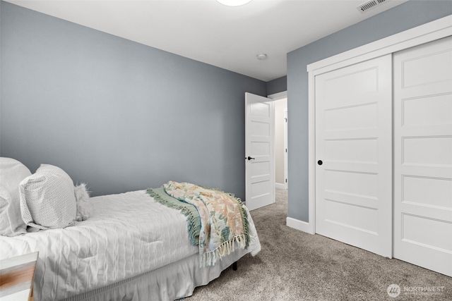 7906 40th Street NW, Gig Harbor, WA 98335