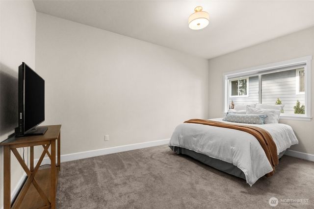 7906 40th Street NW, Gig Harbor, WA 98335