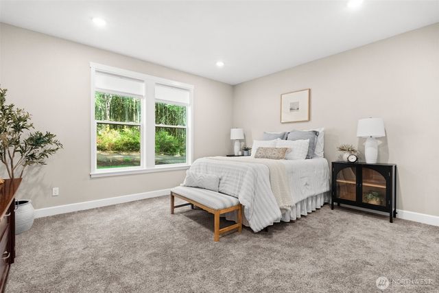 7906 40th Street NW, Gig Harbor, WA 98335