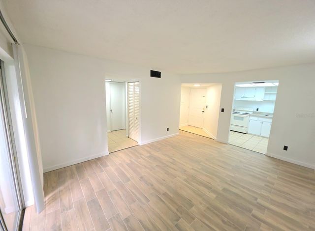 567 MIDWAY TRACK H104, Ocala, FL 34472