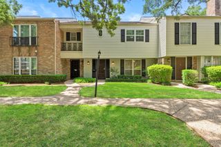 12907 Trail Hollow Drive 2907, Houston, TX 77079