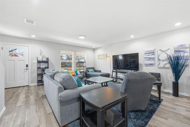 933 River Road, Fort Worth, TX 76114