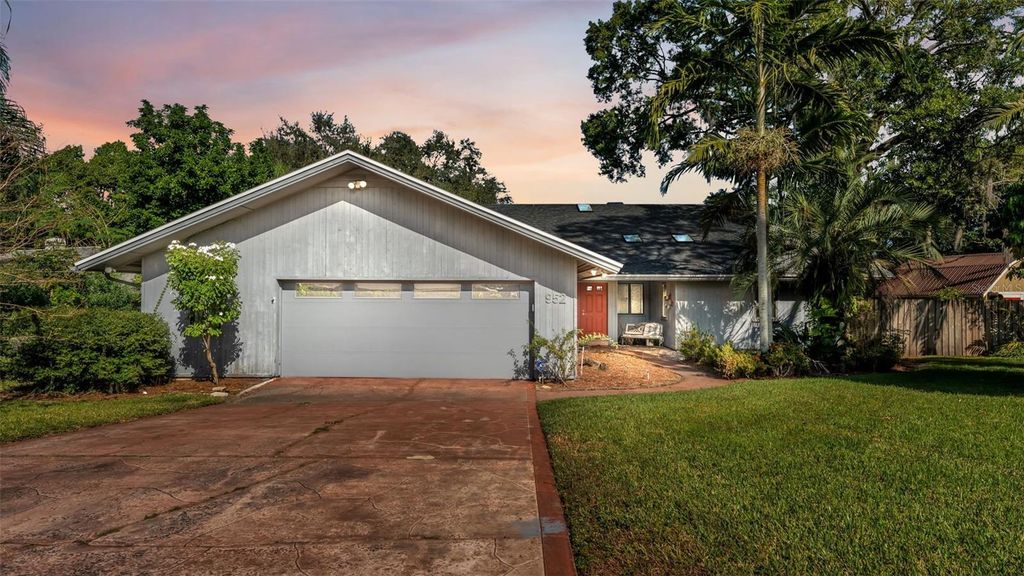 952 N HERON CIRCLE, Winter Haven, FL 33884