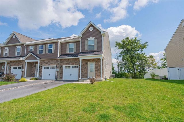 1499 Black Forest Drive, South Whitehall Twp, PA 18104