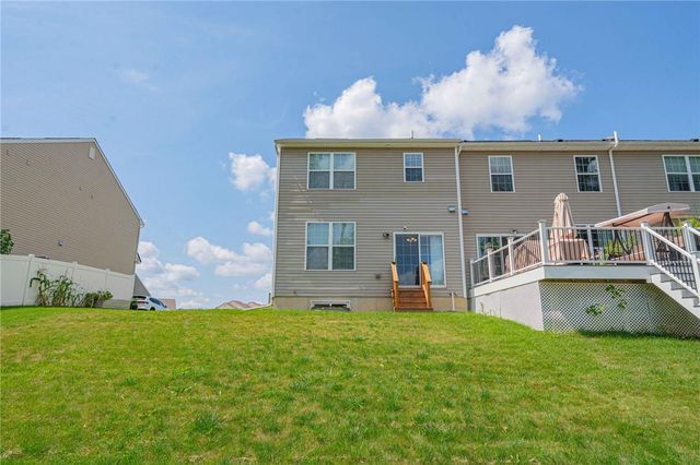 1499 Black Forest Drive, South Whitehall Twp, PA 18104