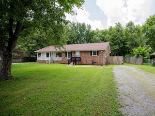 2563 Saratoga Ct, Murfreesboro, TN 37130