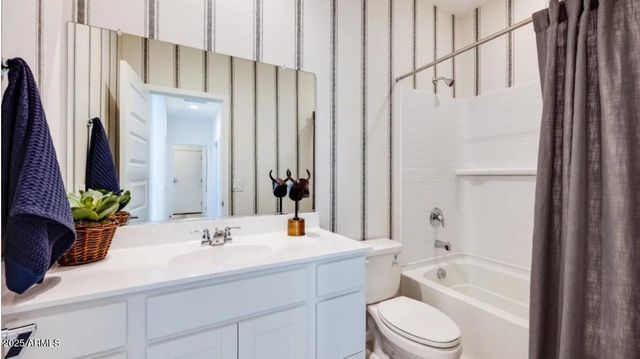 17306 W SMOKETREE Drive, Surprise, AZ 85387