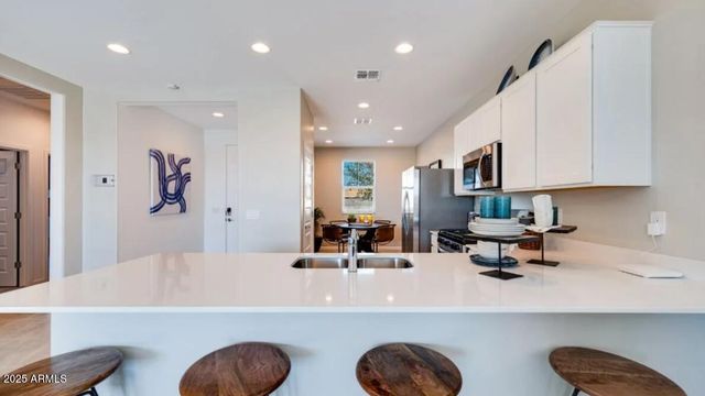 17306 W SMOKETREE Drive, Surprise, AZ 85387