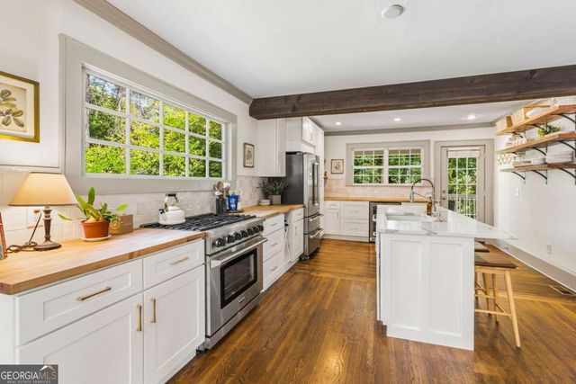 401 Ridgewood Avenue, Gainesville, GA 30501