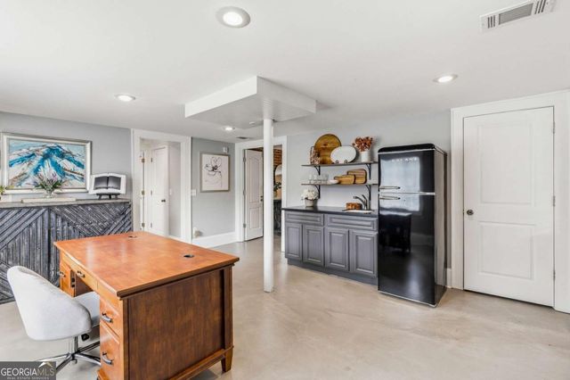 401 Ridgewood Avenue, Gainesville, GA 30501