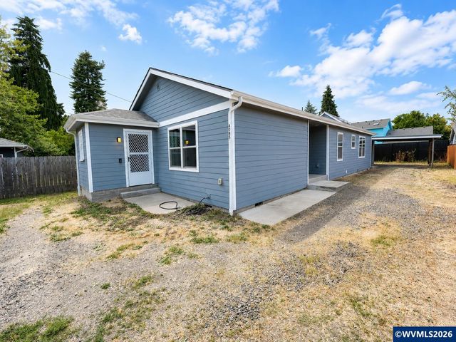 4085 Glenwood Dr SE, Salem, OR 97317
