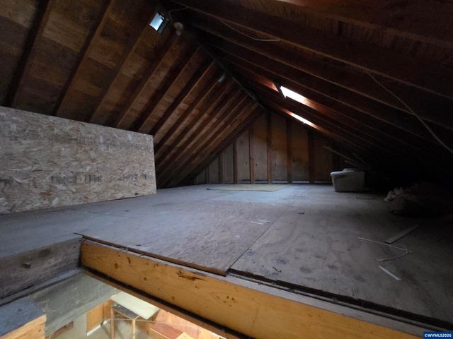 4085 Glenwood Dr SE, Salem, OR 97317