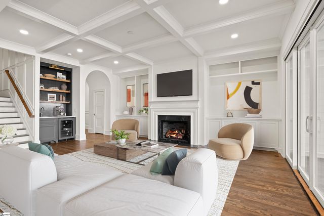 14 Hidden Hills Drive, Greenville, SC 29605