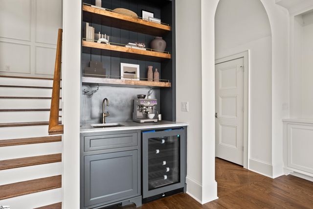 14 Hidden Hills Drive, Greenville, SC 29605