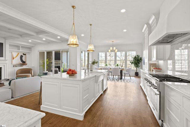 14 Hidden Hills Drive, Greenville, SC 29605