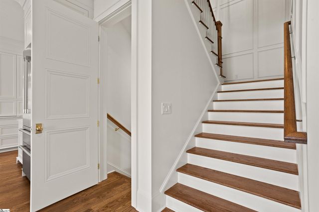 14 Hidden Hills Drive, Greenville, SC 29605