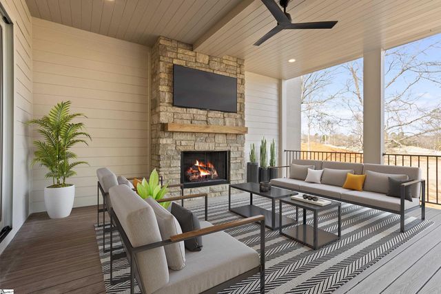 14 Hidden Hills Drive, Greenville, SC 29605