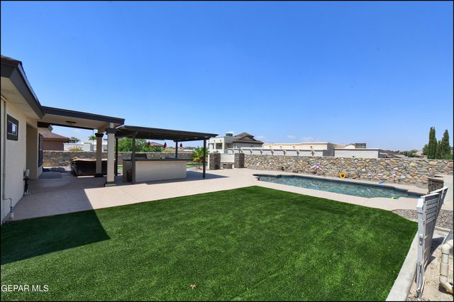 13465 Emerald Reef Drive, El Paso, TX 79928