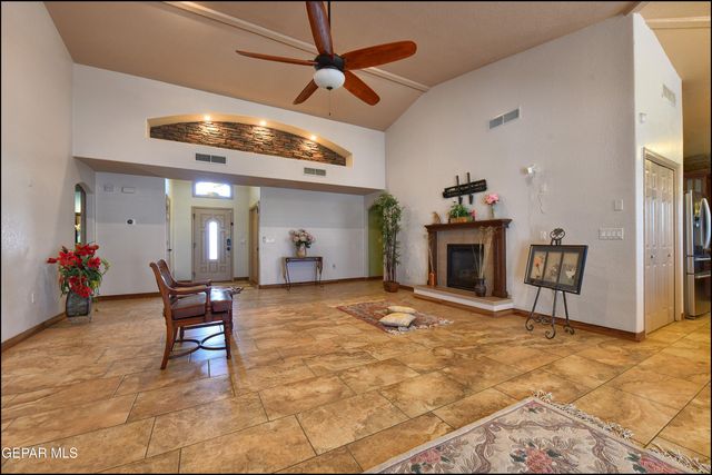 13465 Emerald Reef Drive, El Paso, TX 79928
