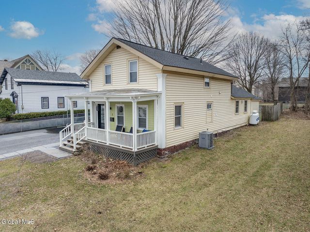 8 John Street, Greenwich, NY 12834
