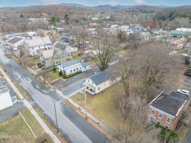8 John Street, Greenwich, NY 12834