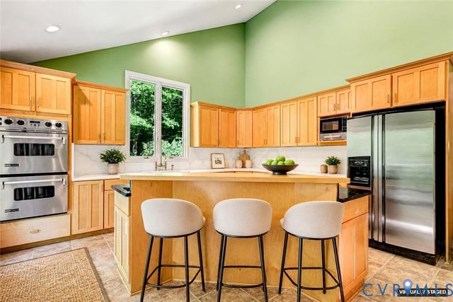 13033 Little Bridge Dr, Doswell, VA 23047