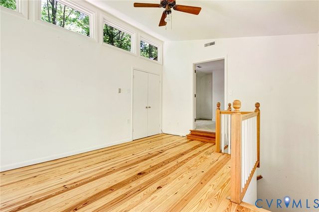 13033 Little Bridge Dr, Doswell, VA 23047