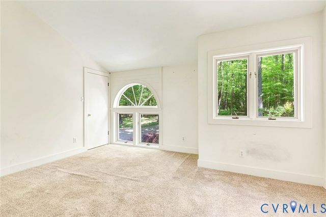 13033 Little Bridge Dr, Doswell, VA 23047