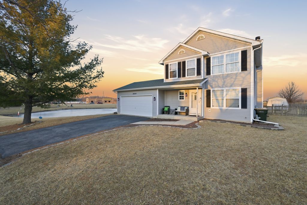 26164 W Tallgrass Trail, Channahon, IL 60410