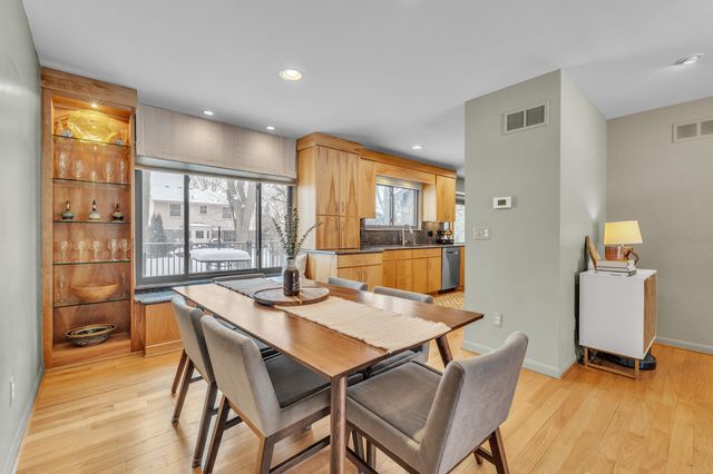 34069 Fairfax Drive, Livonia City, MI 48152