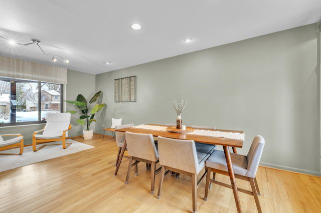 34069 Fairfax Drive, Livonia City, MI 48152