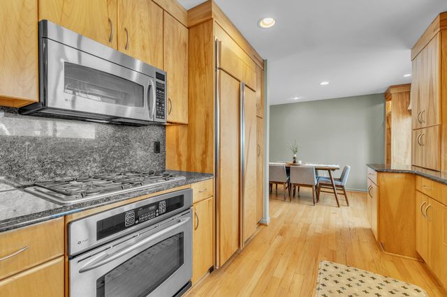 34069 Fairfax Drive, Livonia City, MI 48152