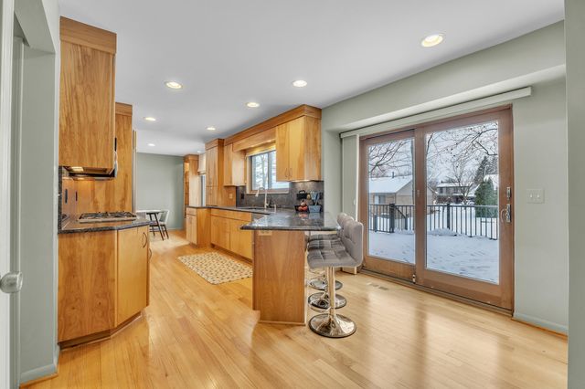 34069 Fairfax Drive, Livonia City, MI 48152