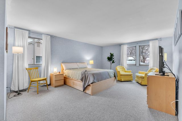 34069 Fairfax Drive, Livonia City, MI 48152