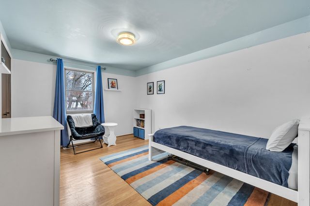 34069 Fairfax Drive, Livonia City, MI 48152