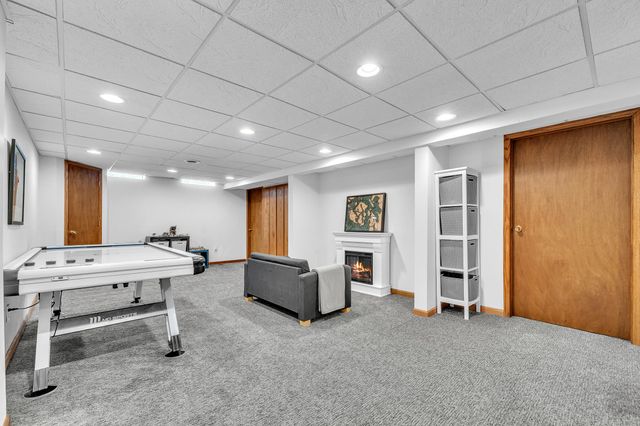 34069 Fairfax Drive, Livonia City, MI 48152