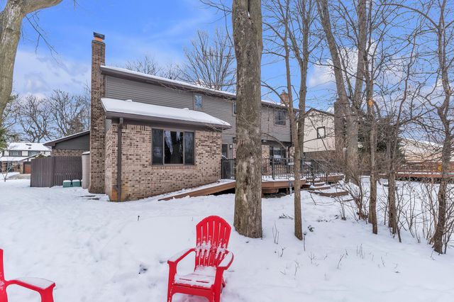 34069 Fairfax Drive, Livonia City, MI 48152