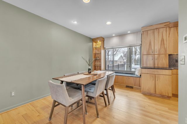 34069 Fairfax Drive, Livonia City, MI 48152