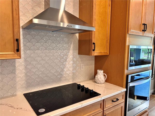 6402 ROVER WAY, St Cloud, FL 34771