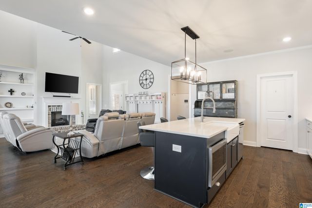 1098 EAGLE NEST CIRCLE, Birmingham, AL 35242