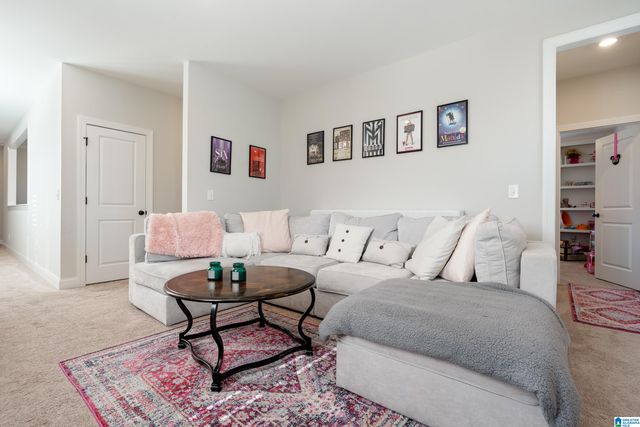 1098 EAGLE NEST CIRCLE, Birmingham, AL 35242