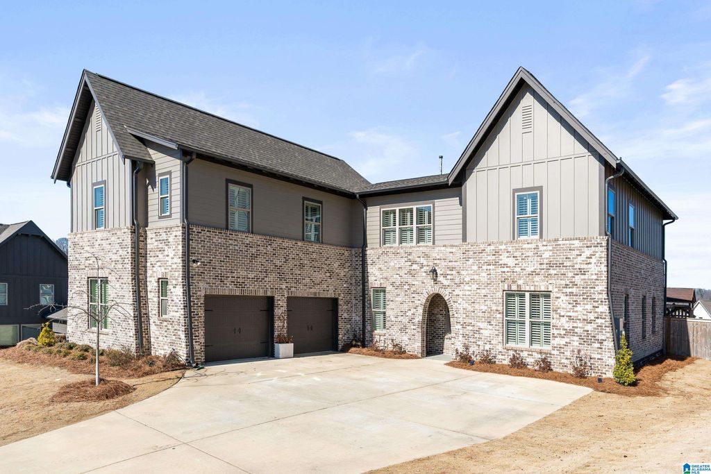 1098 EAGLE NEST CIRCLE, Birmingham, AL 35242
