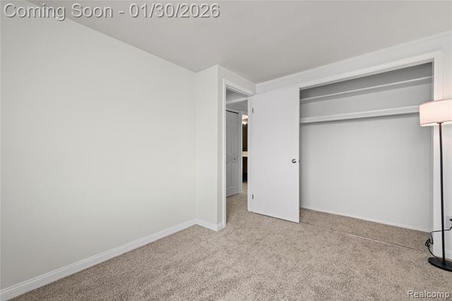 28028 Universal Drive, Warren, MI 48092