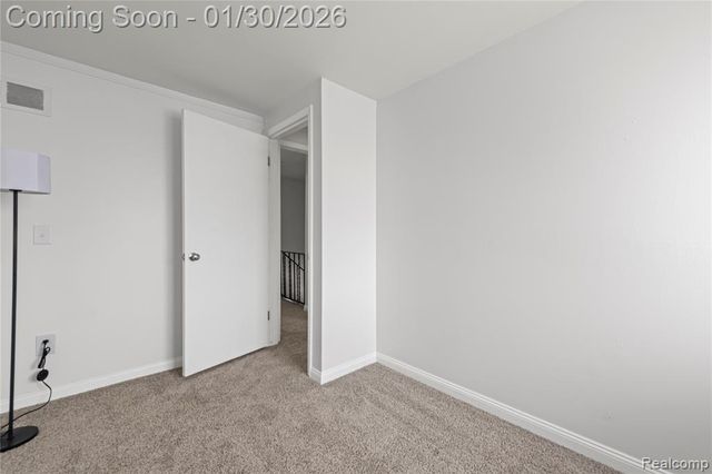 28028 Universal Drive, Warren, MI 48092