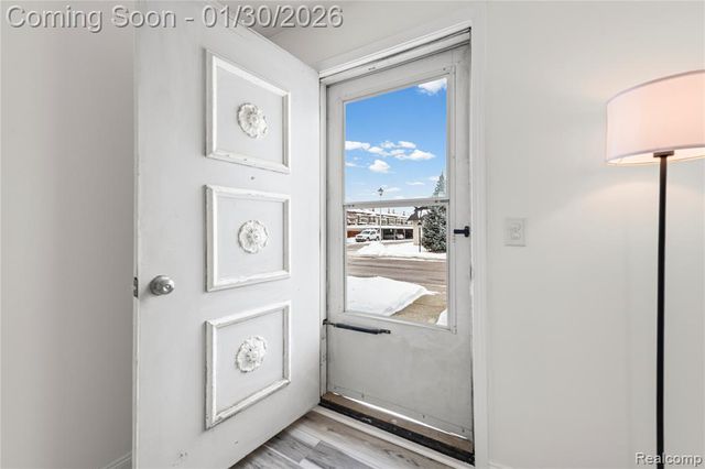 28028 Universal Drive, Warren, MI 48092