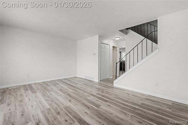 28028 Universal Drive, Warren, MI 48092